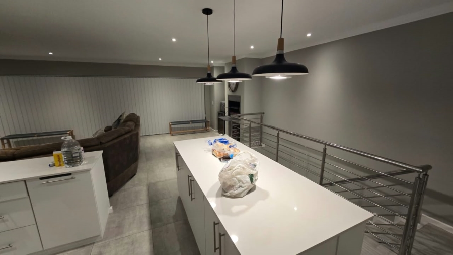 3 Bedroom Property for Sale in Pienaarstrand Western Cape